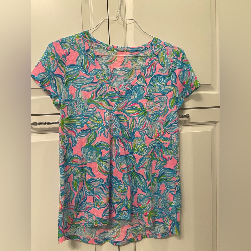 Lilly Pulitzer Pink Floral T-Shirt Size Small